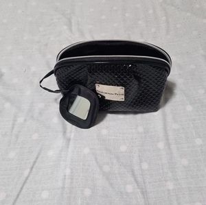 PROPORTION petite black pouch